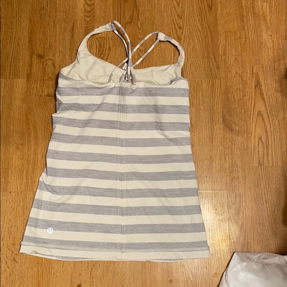 Lululemon tank top - Picture 2 of 2